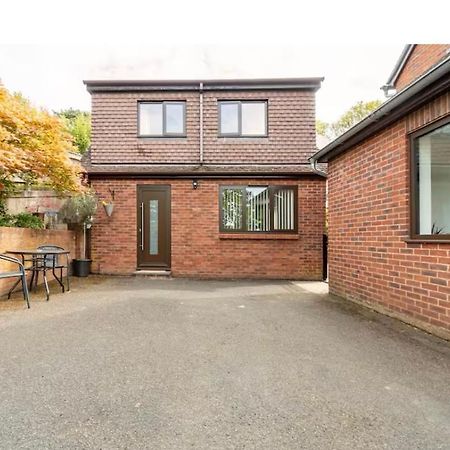1 Bedroom Self Contained Separate Annexe In Exeter Ide Exteriör bild