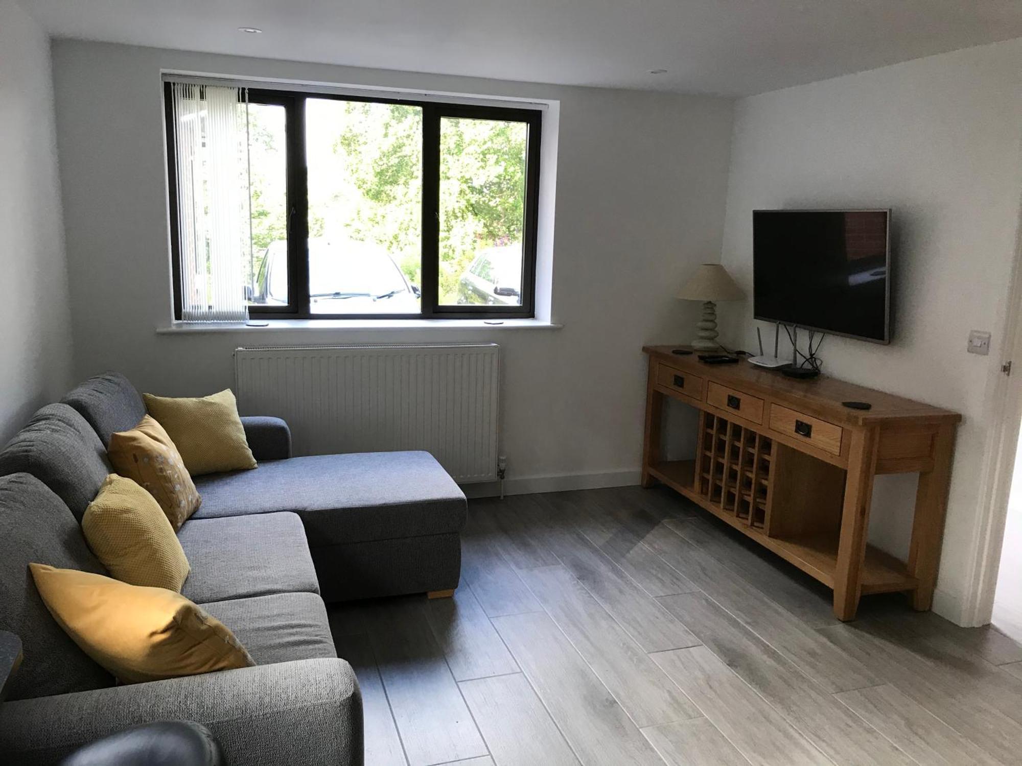 1 Bedroom Self Contained Separate Annexe In Exeter Ide Exteriör bild